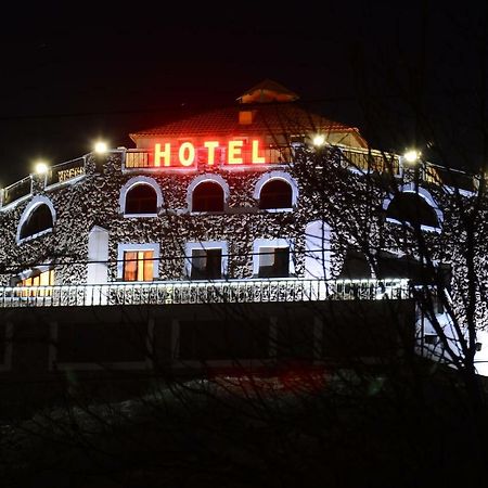 Amrots Hotel Vaykʼ Eksteriør billede