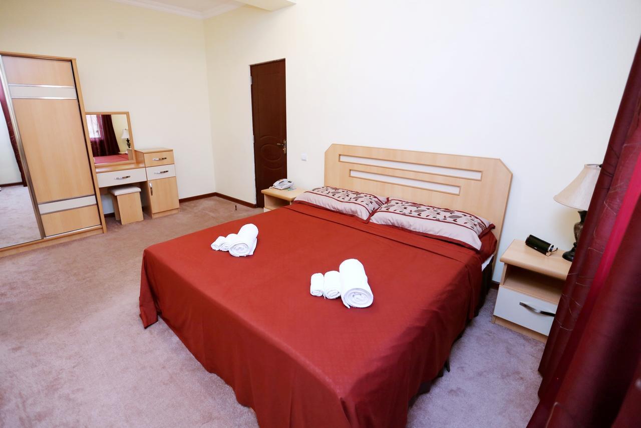 Amrots Hotel Vaykʼ Eksteriør billede