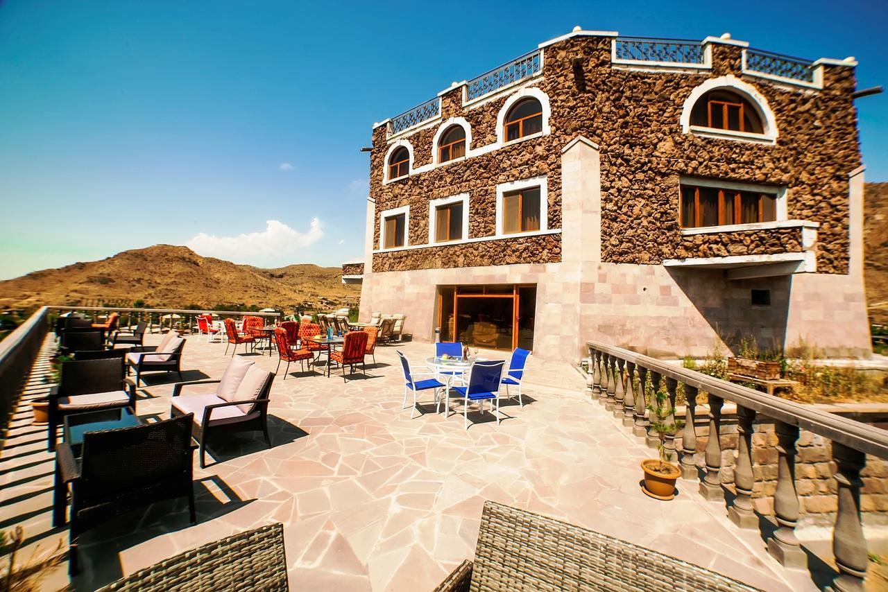 Amrots Hotel Vaykʼ Eksteriør billede
