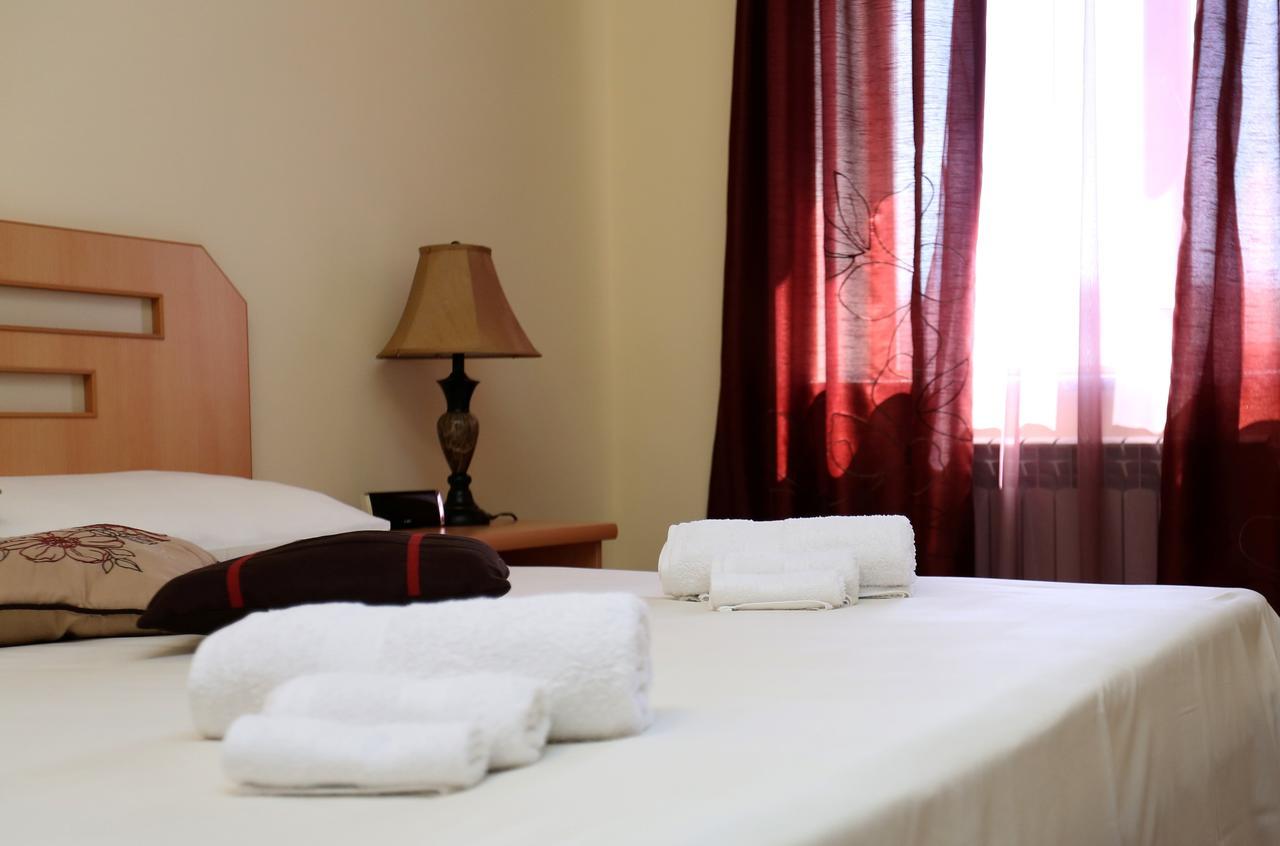 Amrots Hotel Vaykʼ Eksteriør billede